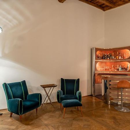 Chic And Style In Historical Via Giulia Apartment Roma Exterior foto