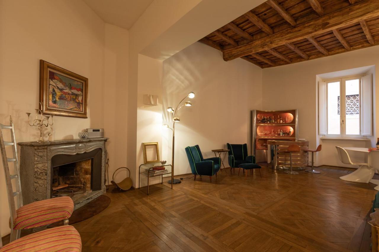 Chic And Style In Historical Via Giulia Apartment Roma Exterior foto
