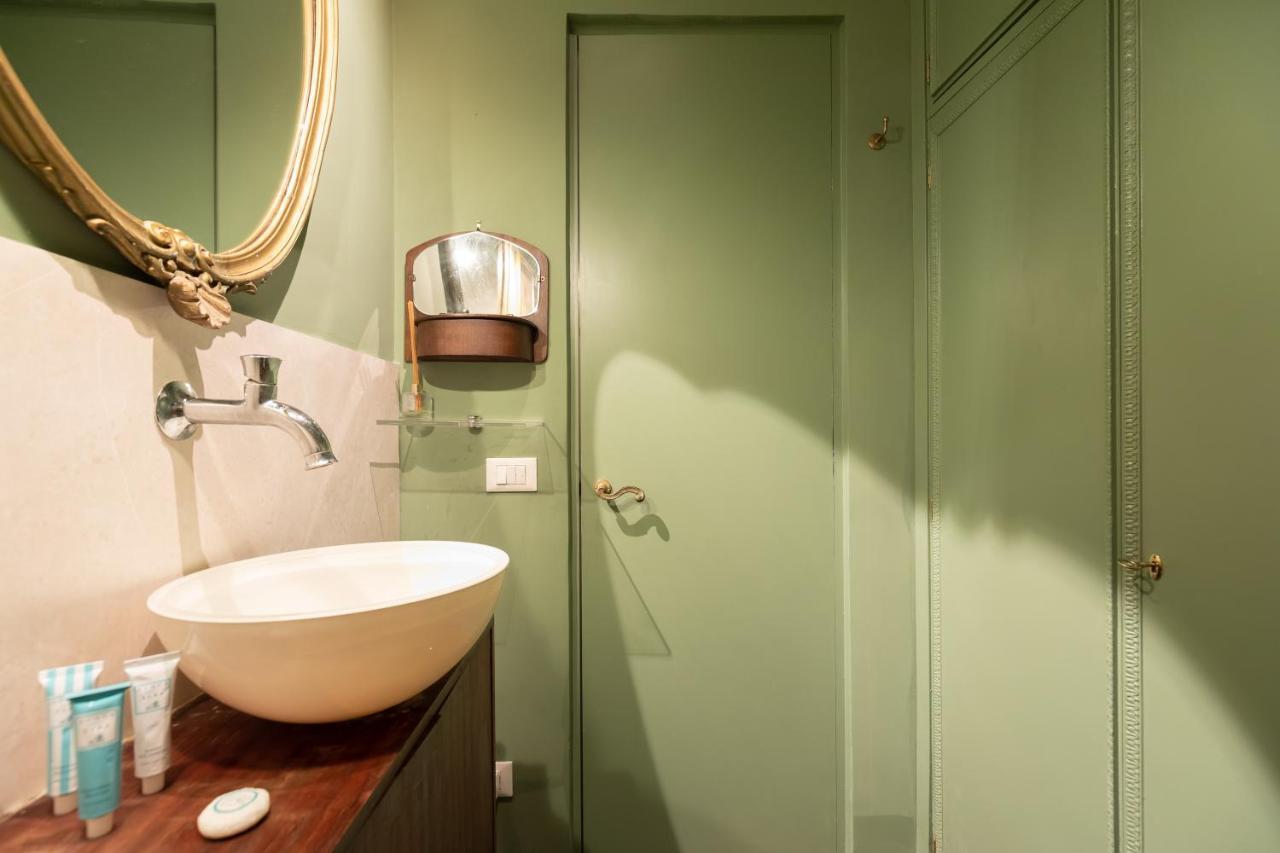 Chic And Style In Historical Via Giulia Apartment Roma Exterior foto